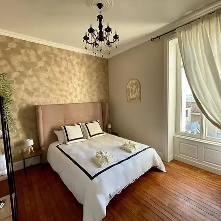 Contemporaine - Chateau Maranne פארטנה