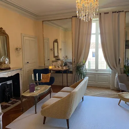 Contemporaine - Chateau Maranne 3* Parthenay